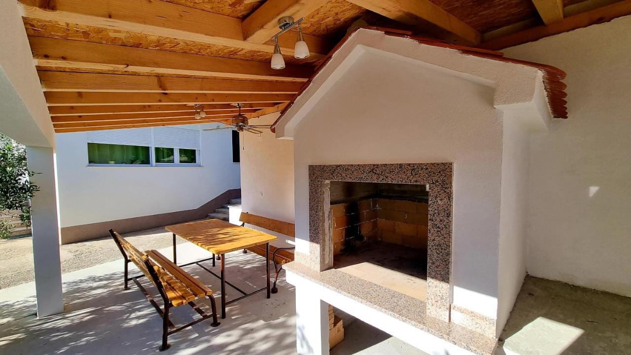 Apartments Bava Трогир Экстерьер фото