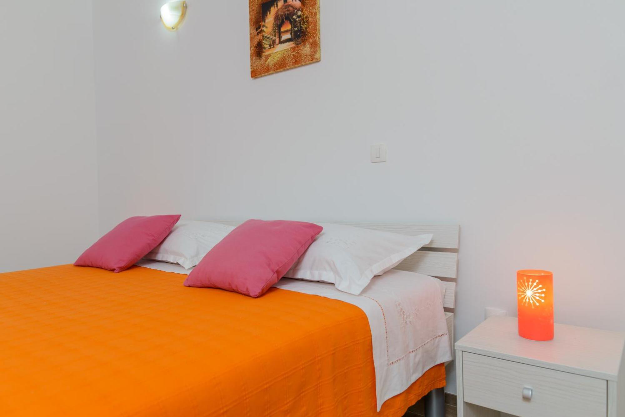 Apartments Bava Трогир Экстерьер фото